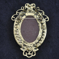 Cameo, Gold/Scroll