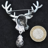 Silver Stags head with crystal, A6/11-17